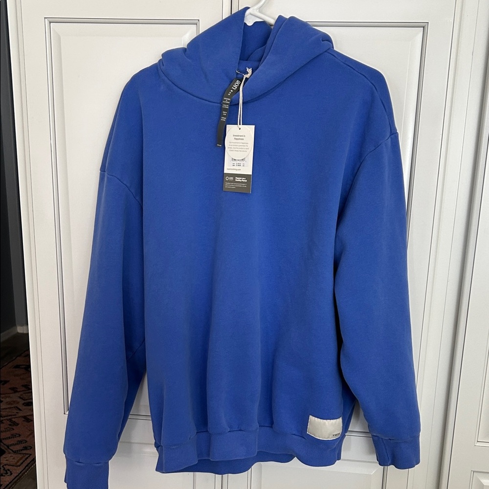 Vuori Women's Restore Oversized Hoodie 
BRIGHT IRIS in medium